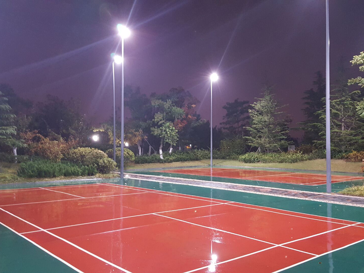 Weihai Tashan Park Sports Stadium Lighting Case