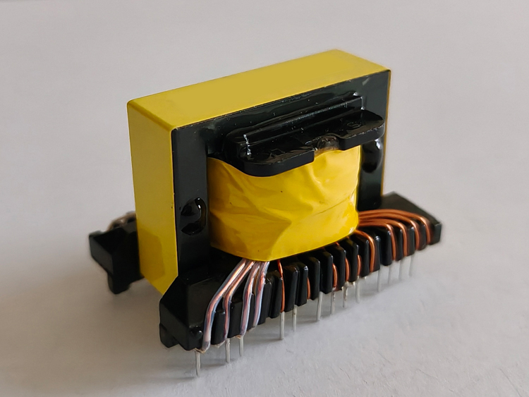 EE3930 Flyback Transformers